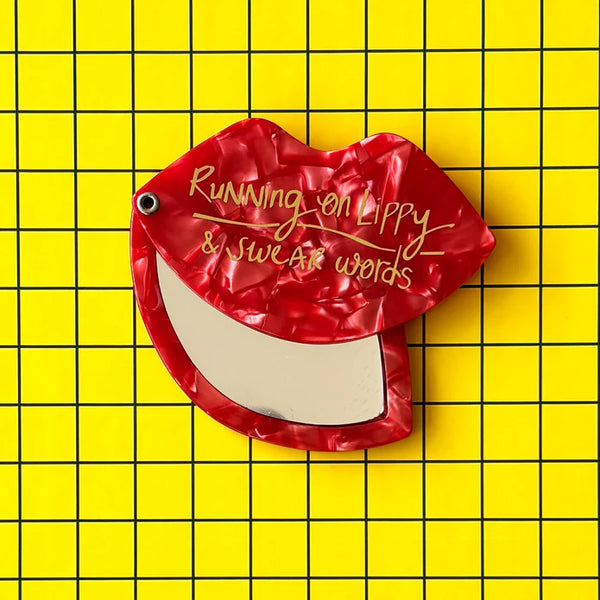 House of disaster – Lommespeil - Small Talk Lips